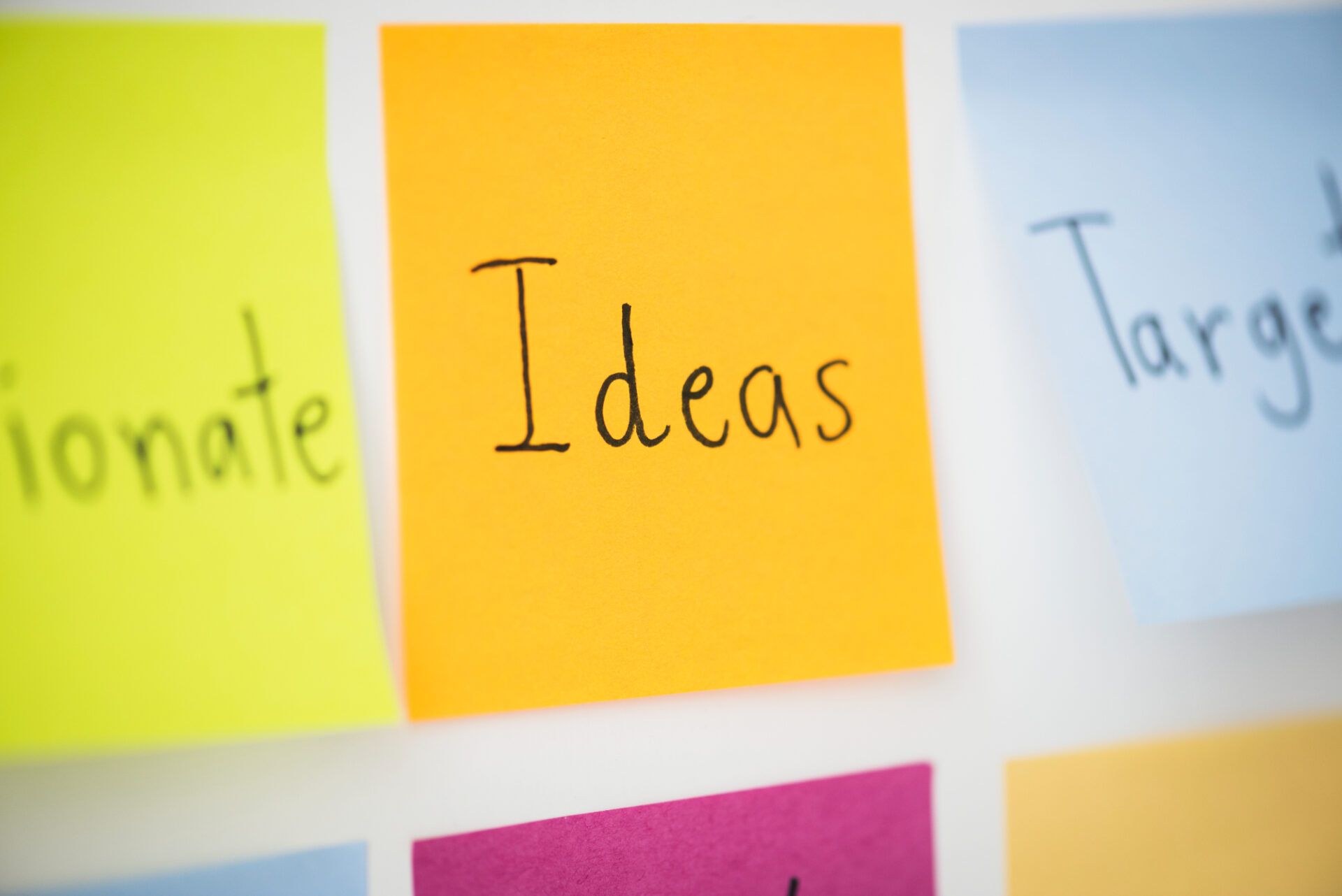 ¿Qué es el Design Thinking? Descubre sus 5 etapas y herramientas